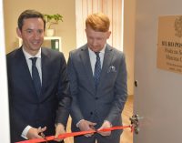 Wiceszef MON otworzył biuro poselskie w Prudniku